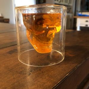 Meet your Posher, Gino